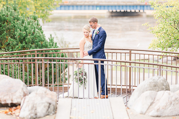 Ali+Nic_ForWebsiteHomePage_Oct2018-1